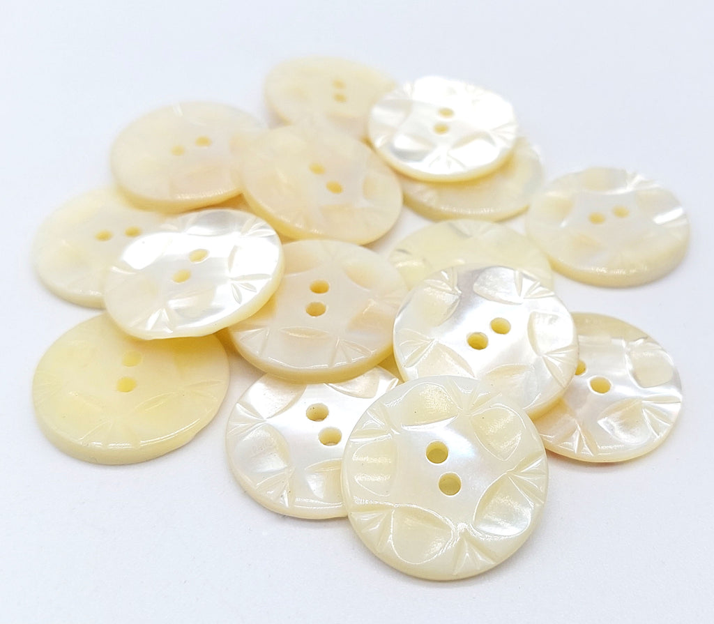 Shell Clothing Buttons